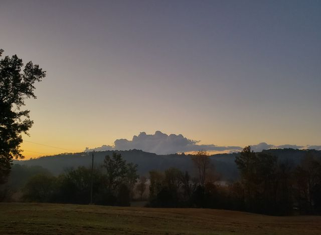 1644 W Blue Creek Rd, Waverly, TN 37185