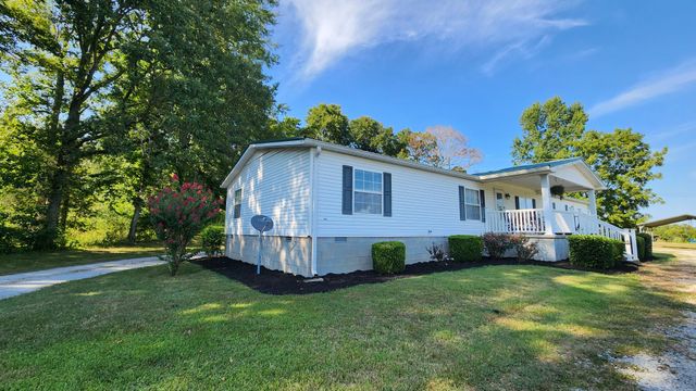 1644 W Blue Creek Rd, Waverly, TN 37185