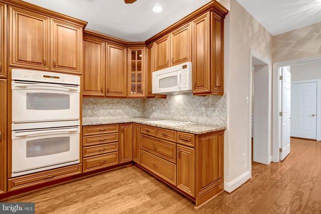 5245 ARMOUR CT, Haymarket, VA 20169