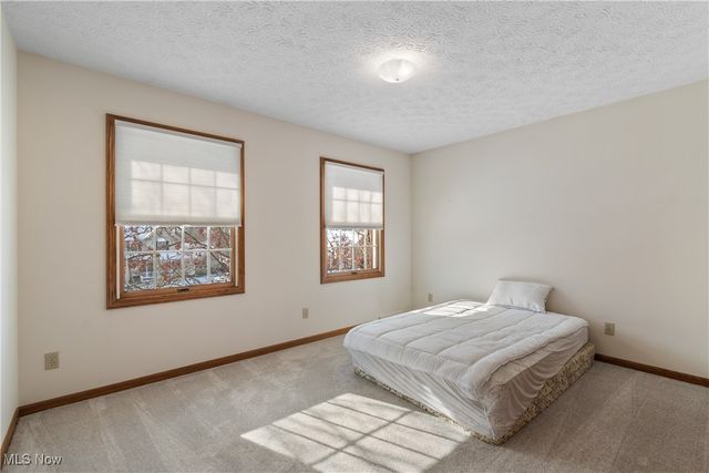 1613 Hastings Circle NW, Uniontown, OH 44685