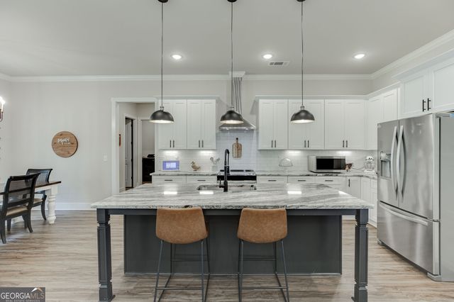 1077 Riverstone Drive, Social Circle, GA 30025