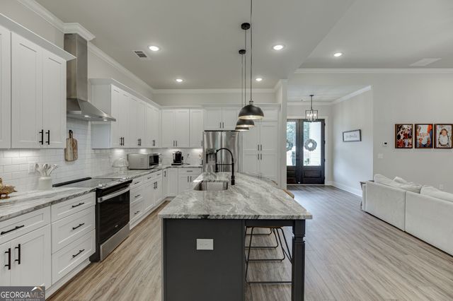 1077 Riverstone Drive, Social Circle, GA 30025