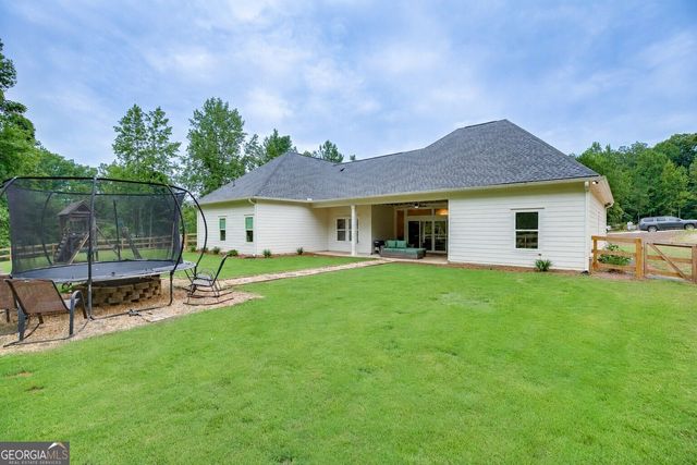 1077 Riverstone Drive, Social Circle, GA 30025