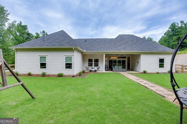 1077 Riverstone Drive, Social Circle, GA 30025