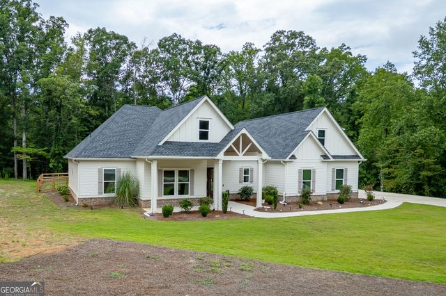 1077 Riverstone Drive, Social Circle, GA 30025