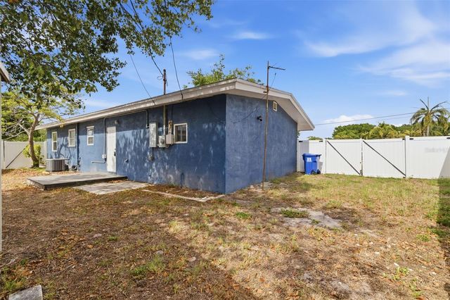 3230 51ST STREET N, St Petersburg, FL 33710