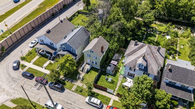 693 E 4th Avenue, Columbus, OH 43201