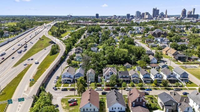 693 E 4th Avenue, Columbus, OH 43201