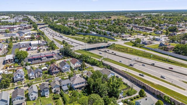 693 E 4th Avenue, Columbus, OH 43201