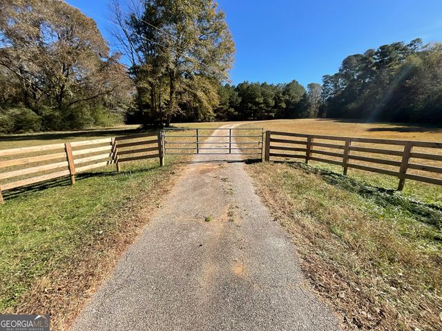 501 Raleigh Road, Woodbury, GA 30293