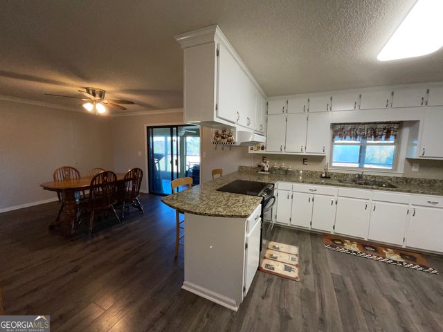 501 Raleigh Road, Woodbury, GA 30293