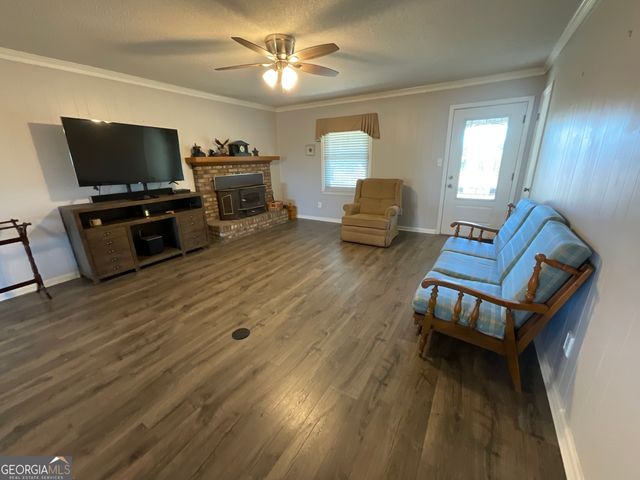 501 Raleigh Road, Woodbury, GA 30293