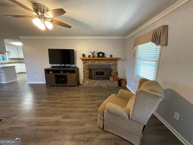 501 Raleigh Road, Woodbury, GA 30293