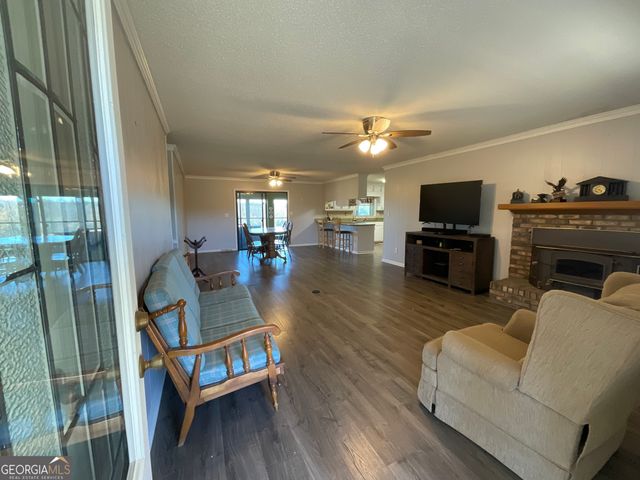 501 Raleigh Road, Woodbury, GA 30293