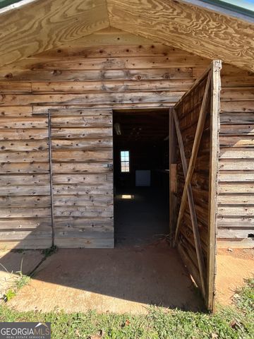 501 Raleigh Road, Woodbury, GA 30293