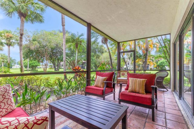 13329 Polo Club Road 105, Wellington, FL 33414