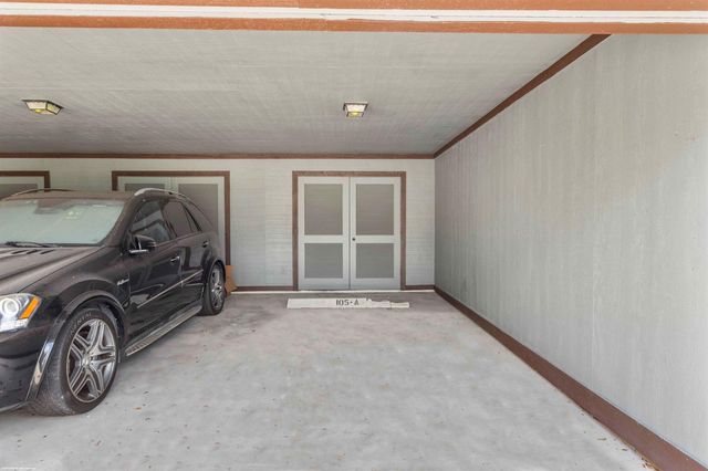 13329 Polo Club Road 105, Wellington, FL 33414
