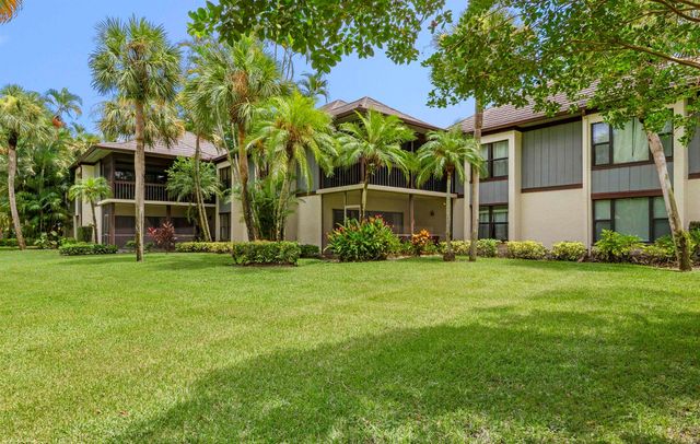 13329 Polo Club Road 105, Wellington, FL 33414