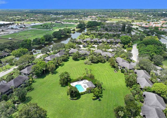 13329 Polo Club Road 105, Wellington, FL 33414