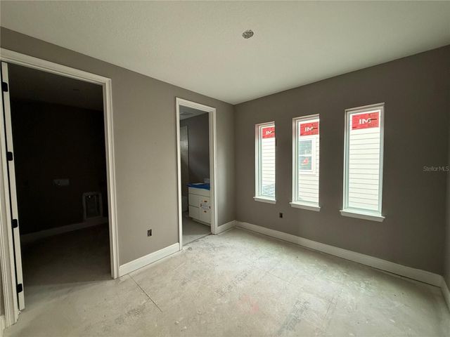 9835 GOBAT ALLEY, Orlando, FL 32827