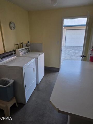 660 S Orange Grove Boulevard F, Pasadena, CA 91105