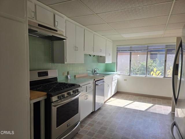 660 S Orange Grove Boulevard F, Pasadena, CA 91105