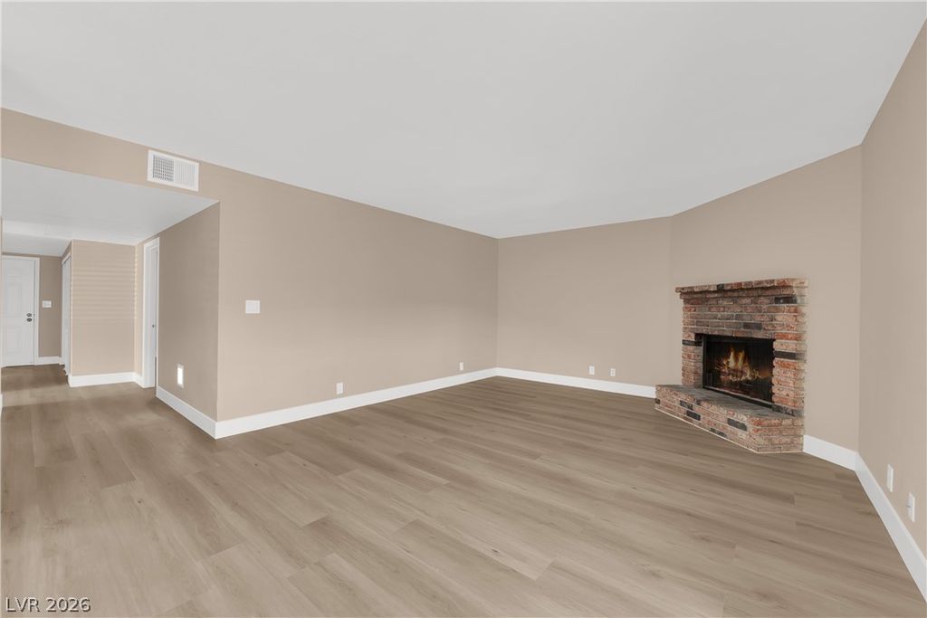 5386 River Glen Drive 349, Las Vegas, NV 89103 — photo 5