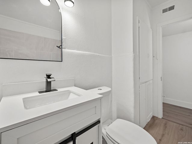 707 Chicago, San Antonio, TX 78210