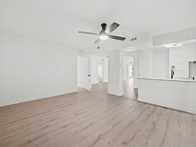 707 Chicago, San Antonio, TX 78210