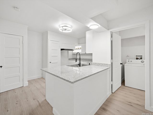 707 Chicago, San Antonio, TX 78210