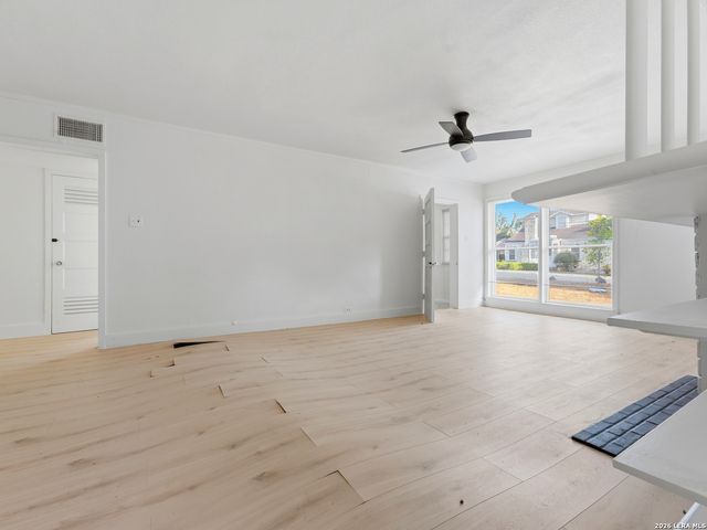 707 Chicago, San Antonio, TX 78210