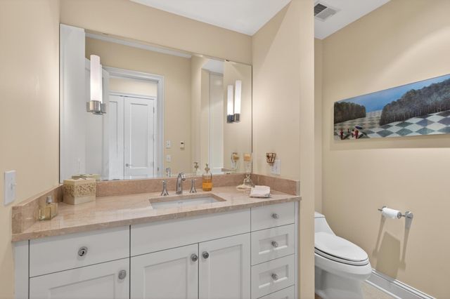 101 Main Street NE 8, Minneapolis, MN 55413