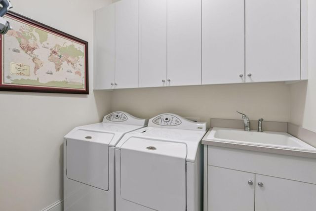 101 Main Street NE 8, Minneapolis, MN 55413