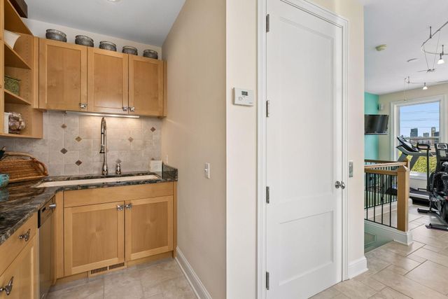101 Main Street NE 8, Minneapolis, MN 55413