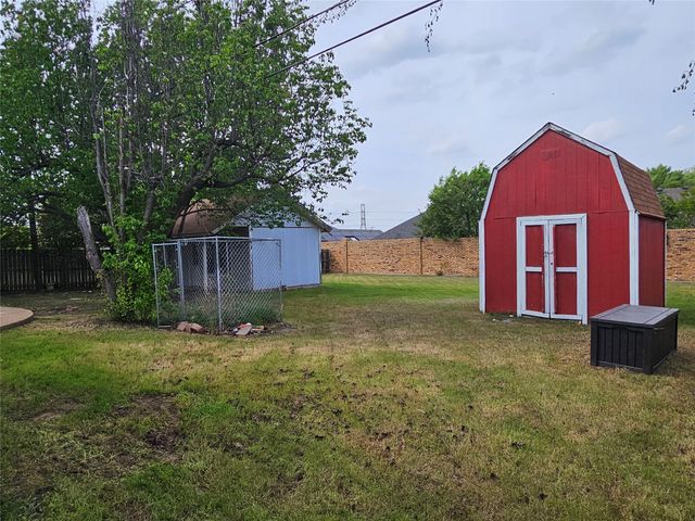 5629 Starlight Drive, Haltom City, TX 76117