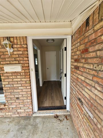 5629 Starlight Drive, Haltom City, TX 76117