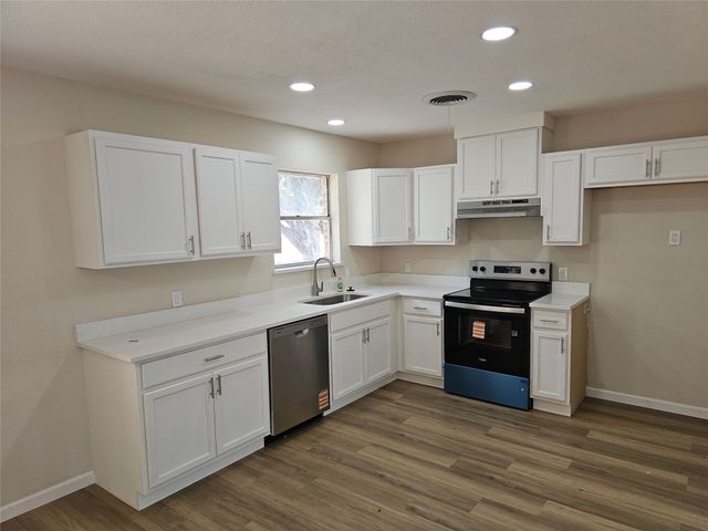 5629 Starlight Drive, Haltom City, TX 76117