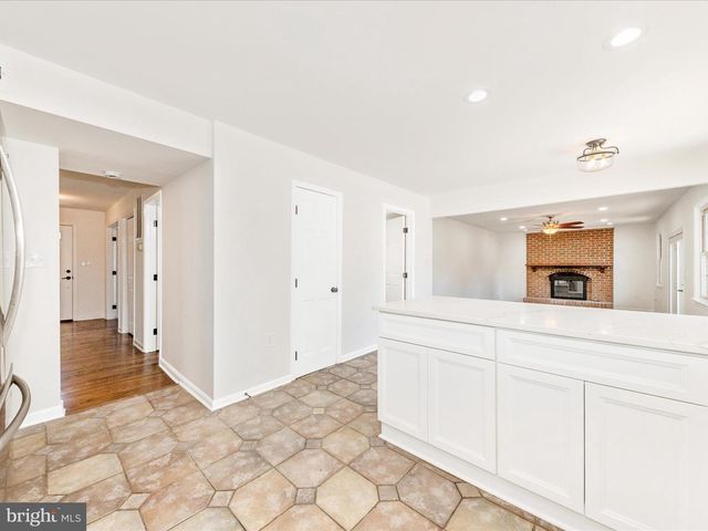 8395 BUCKEYE CT, Frederick, MD 21702