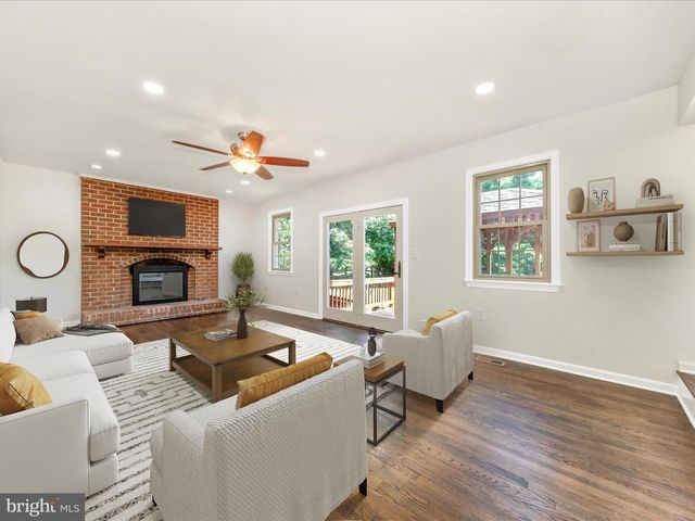 8395 BUCKEYE CT, Frederick, MD 21702