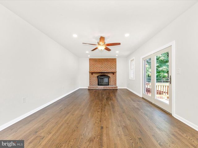 8395 BUCKEYE CT, Frederick, MD 21702