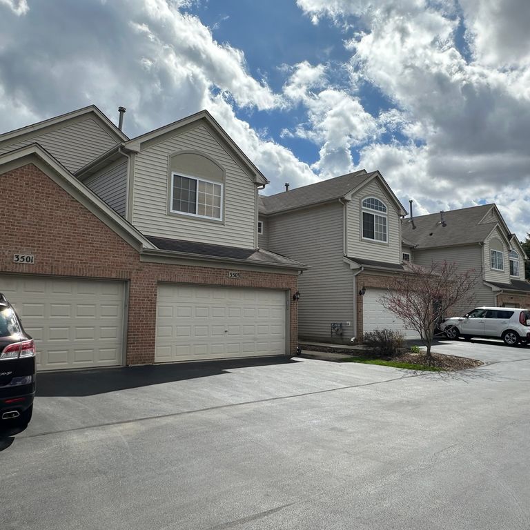 3503 Blue Ridge Court 3503, Carpentersville, IL 60110