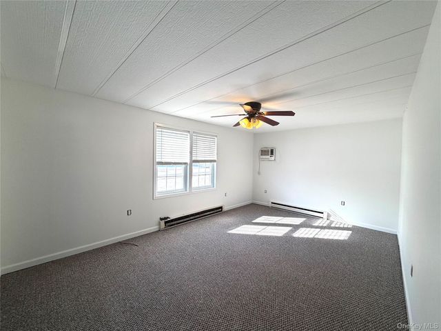 101 Rosevale Avenue E, Ronkonkoma, NY 11779