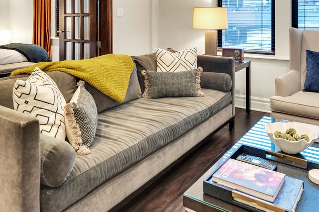 70 E WALTON Street 903, Chicago, IL 60611