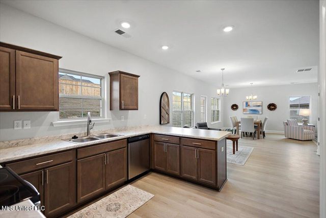1683 Cambria Drive, Southaven, MS 38671