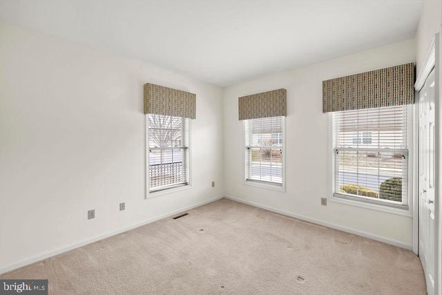 5 WINDING DR, Gettysburg, PA 17325