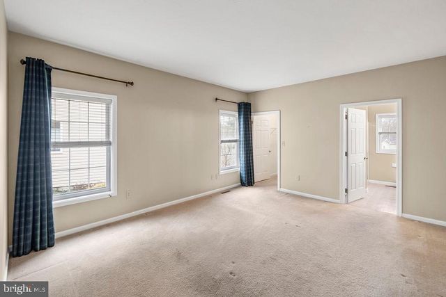 5 WINDING DR, Gettysburg, PA 17325