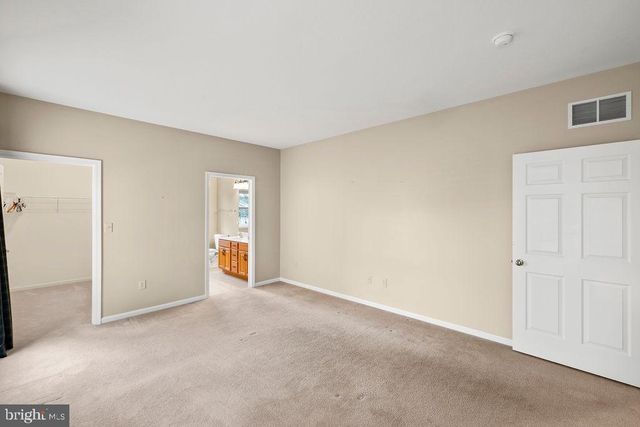 5 WINDING DR, Gettysburg, PA 17325