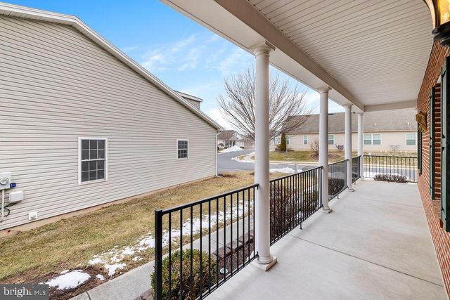 5 WINDING DR, Gettysburg, PA 17325
