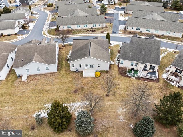 5 WINDING DR, Gettysburg, PA 17325