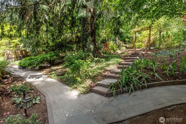 15811 20th Place W, Lynnwood, WA 98087